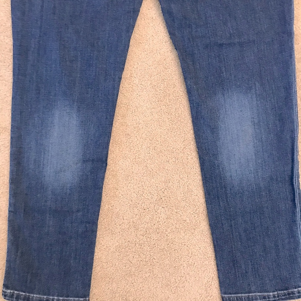 Liz Claiborne Boyfriend Skinny Blue Jeans Womens Size 8 Distressed Faded Denim - Picture 12 of 13